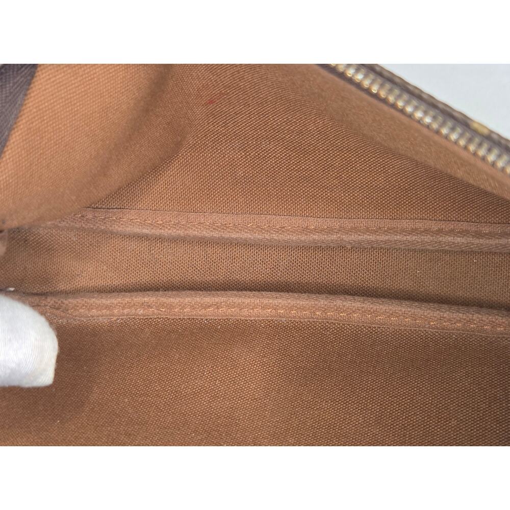 Louis Vuitton Pochette Accessoires Monogram Canvas LV Shoulder Bag AR1906 - Picture 12 of 15